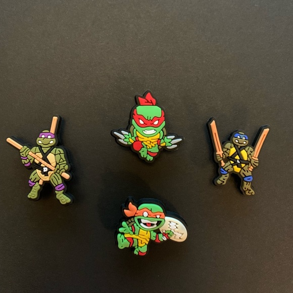 Cowabunga teenage mutant turtles croc charms - Picture 1 of 5